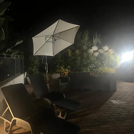 Residenza De Luca 度假居 *